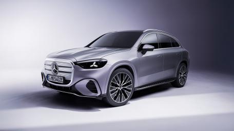 Mercedes-Benz GLC 400 AMG Line Elegance wallpaper