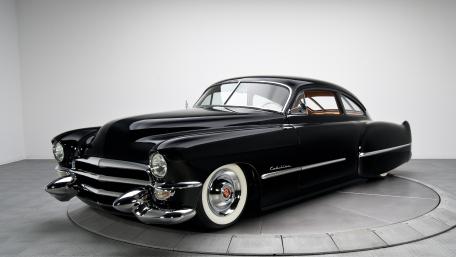 Sleek Black Cadillac Classic wallpaper