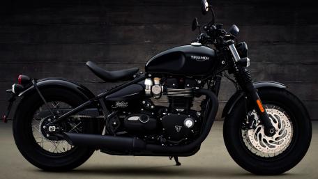Midnight Triumph Bonneville Cruiser wallpaper