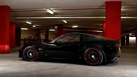 Black Corvette Z06 in Urban Garage wallpaper