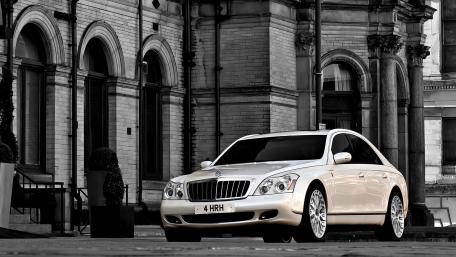 Elegant Maybach in Timeless Black and White wallpaper