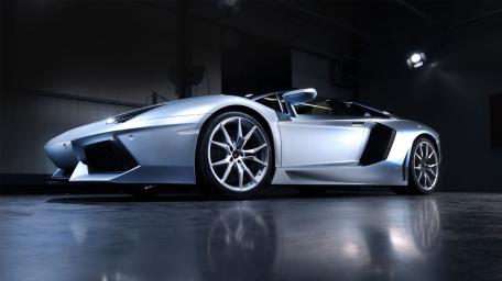 Silver Lamborghini Aventador in Dark Studio wallpaper