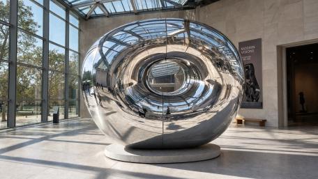 Chrome Sculpture wallpaper