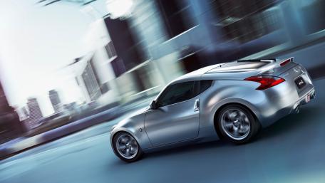 Silver Nissan 370Z in Motion wallpaper