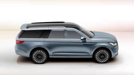 Lincoln Navigator Concept Luxury SUV wallpaper