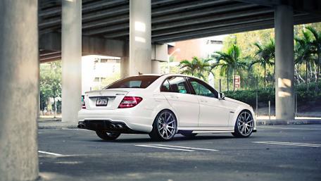 Elegant Mercedes Benz Sedan Under Overpass wallpaper