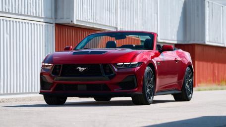 Red Mustang GT Convertible Power wallpaper