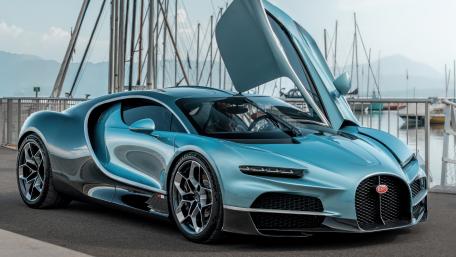Bugatti Tourbillon at Geneva wallpaper