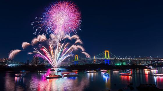 Fireworks on the river wallpaper