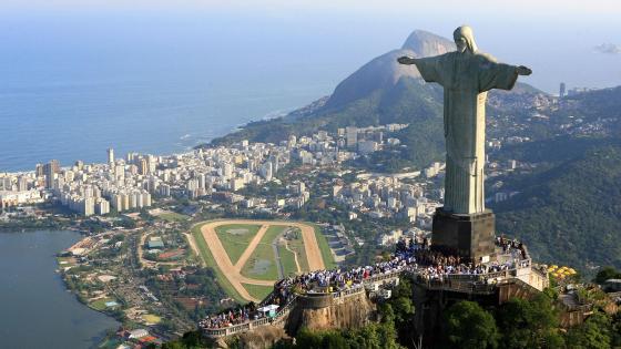 Christ the Redeemer statue wallpaper