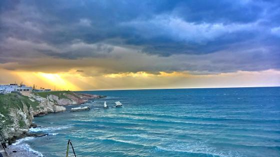 Ray of light wallpaper