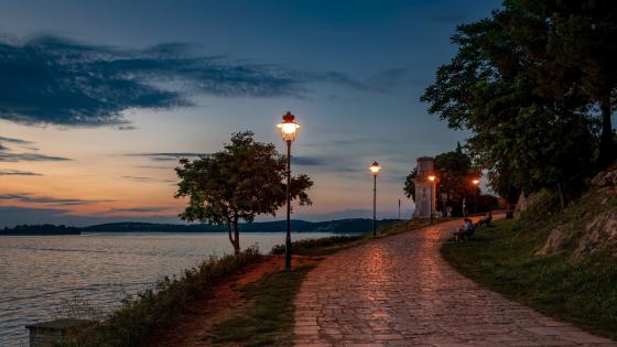 Seafront promenade in Rovinj (Croatia) wallpaper
