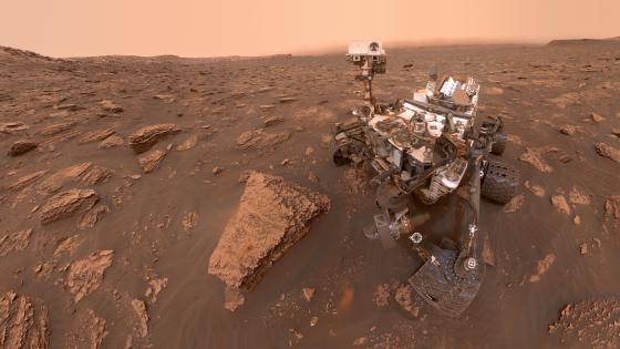 Curiosity's Dusty Selfie at Duluth wallpaper