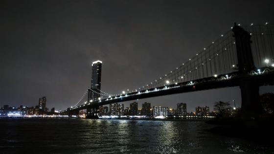 Manhattan Bridge wallpaper