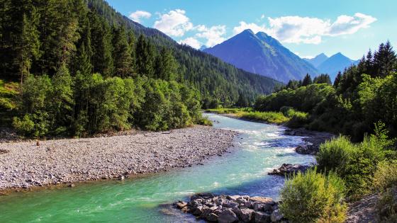 River and mountains wallpaper