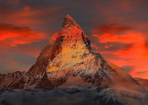 Sky-high Mountains wallpapers