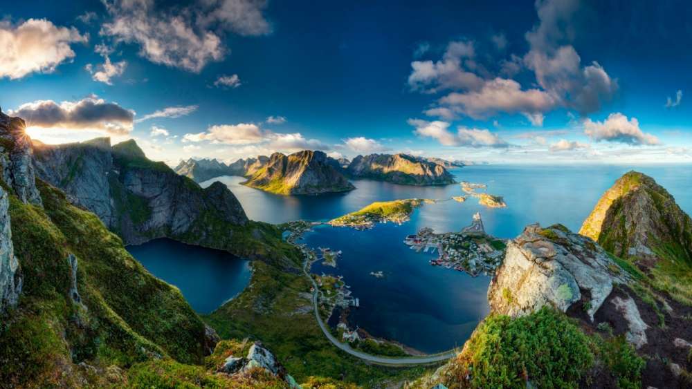 Reinebringen Viewpoint - Lofoten, Norway wallpaper