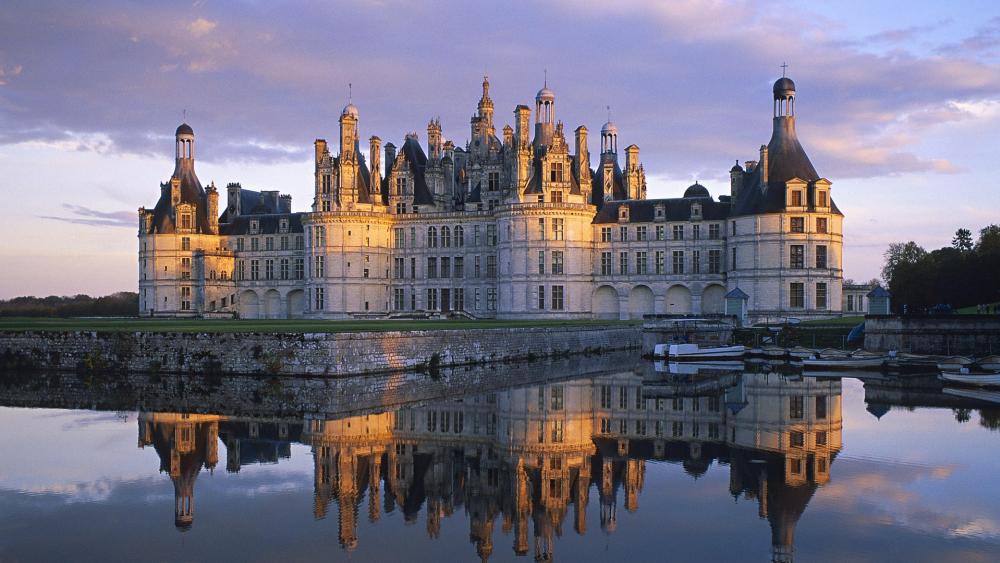  Château de Chambord reflection wallpaper