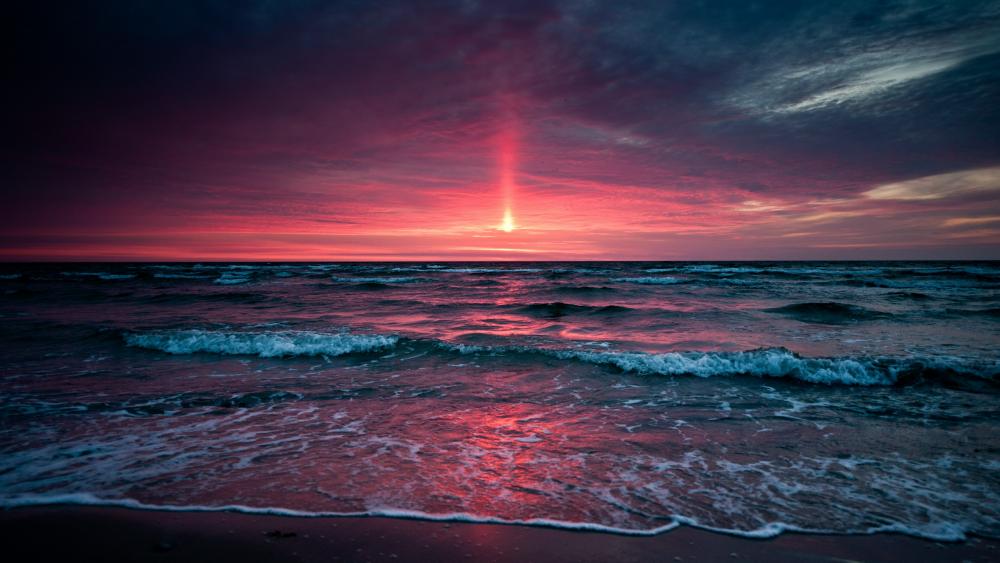 Red sky above the sea wallpaper
