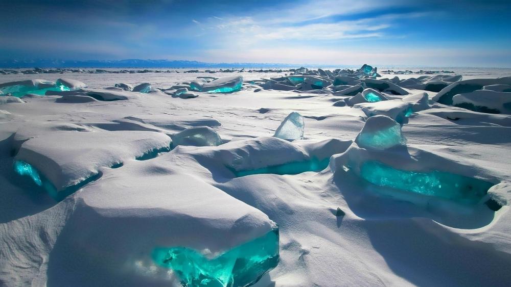 ❄️ Icy Lake Baikal, Russia wallpaper