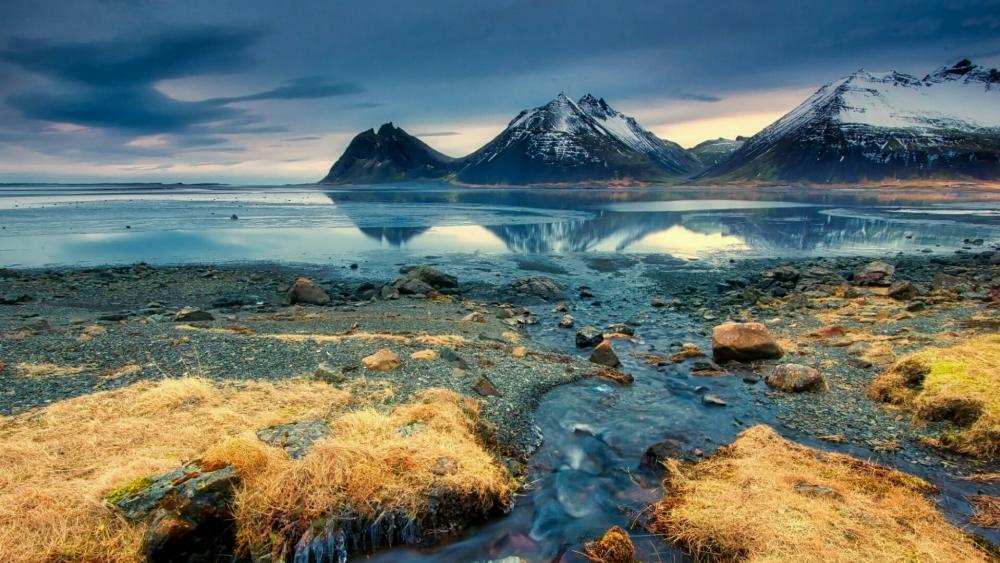 Wallpaper from nature category