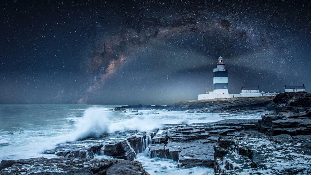 Hook Lighthouse under the Milky Way wallpaper