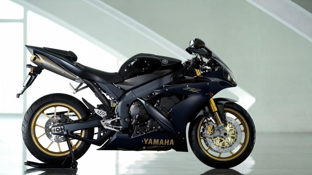 Yamaha YZF-R1 wallpaper