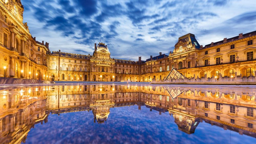 Louvre Museum reflecting pool wallpaper