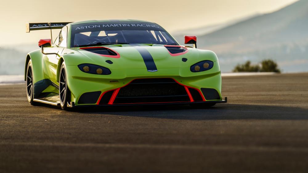 Aston Martin V8 Vantage wallpaper