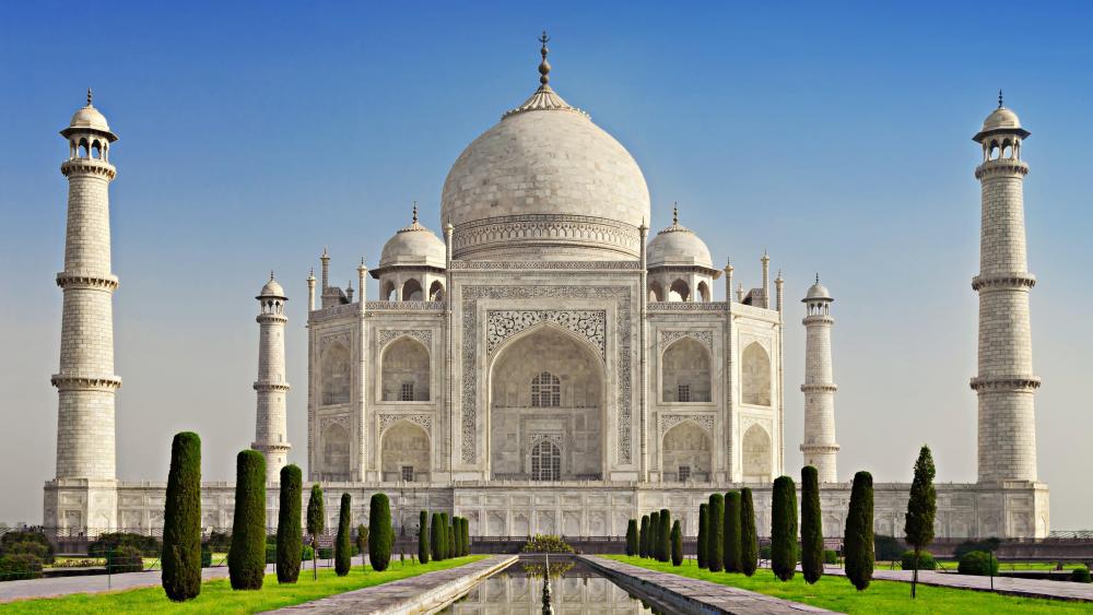 The white marble Taj Mahal wallpaper