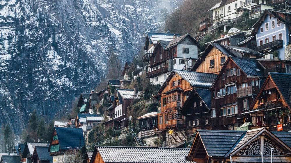 Hallstatt houses in winter wallpaper