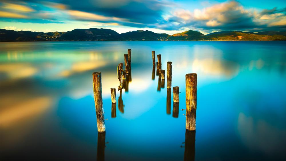 Invisible Pier wallpaper