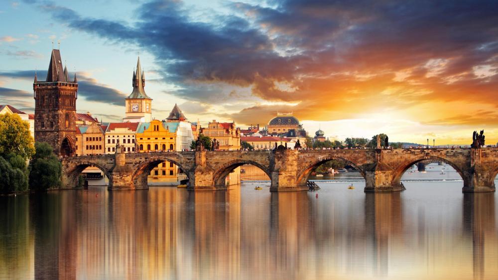 Charles Bridge (Prague) - backiee