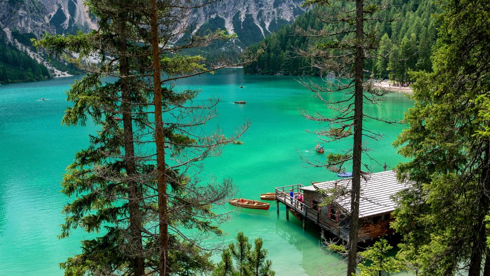 House on Pragser Wildsee wallpaper