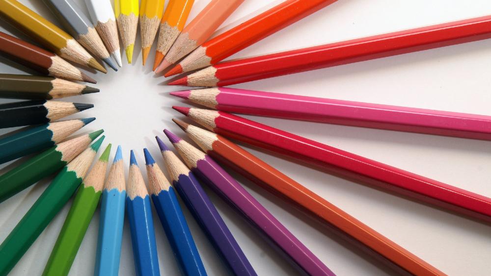 Colorful pencils wallpaper