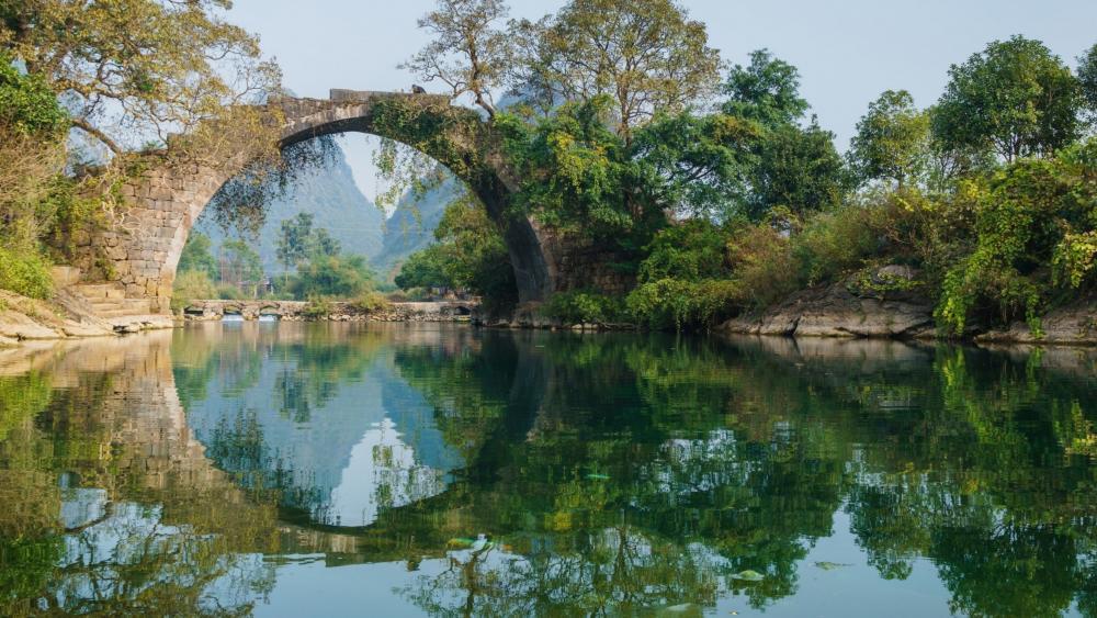 Fuli Bridge (Yangshuo Park) wallpaper