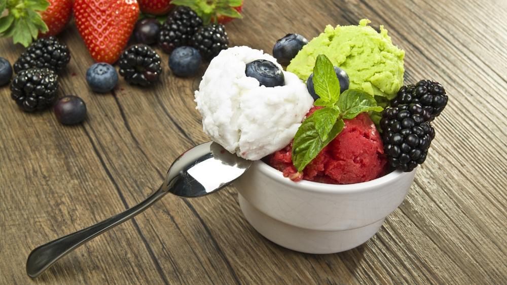 Fruit ice cream wallpaper