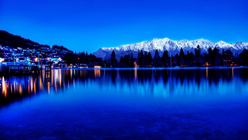 Queenstown and Lake Wakatipu wallpaper