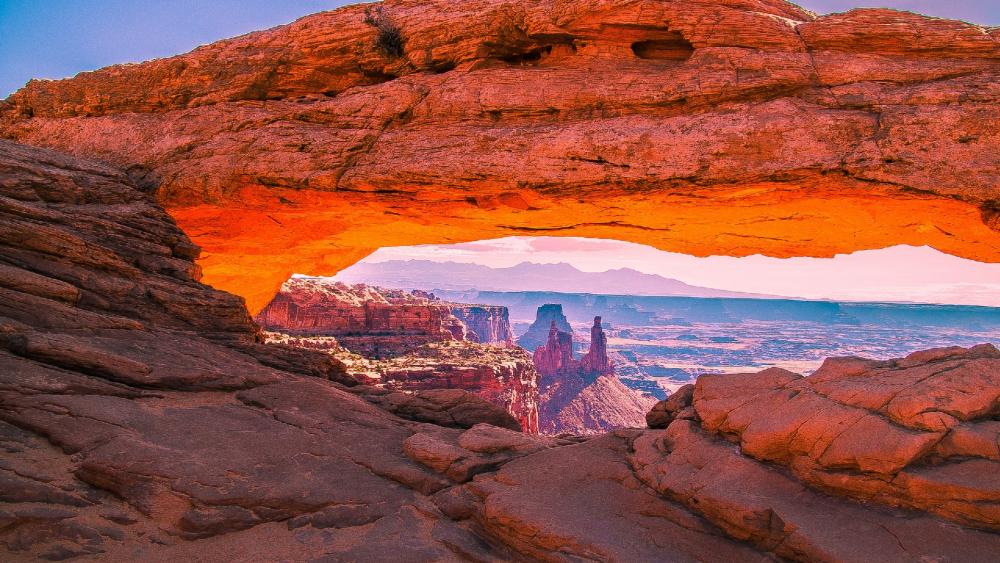 Mesa Arch (Canyonlands National Park) wallpaper