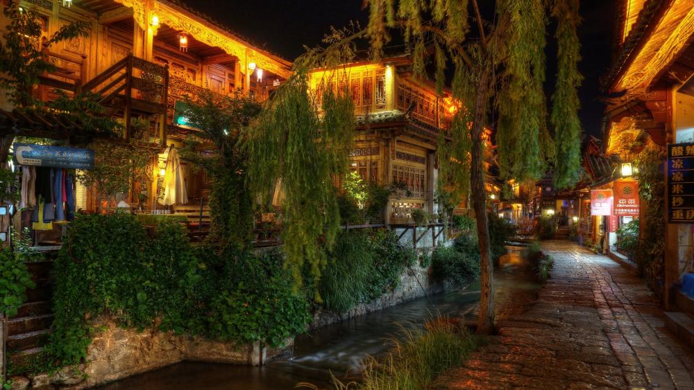 Old Town of Lijiang at night wallpaper