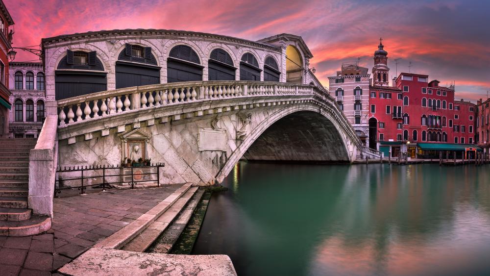 Rialto Bridge (Venice) wallpaper