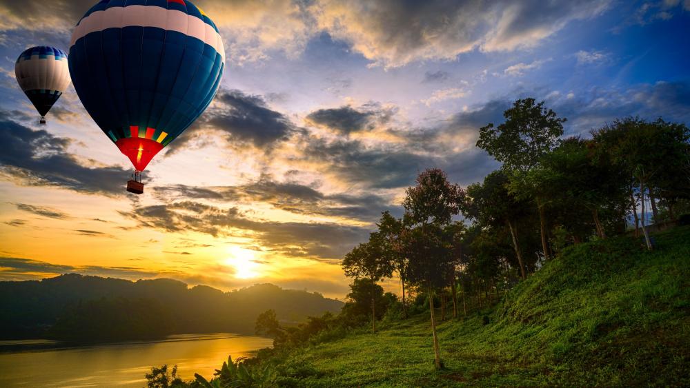 Hot air ballons above lake wallpaper
