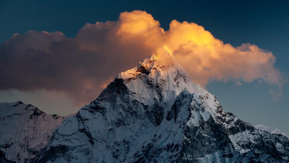 Ama Dablam (Nepal) - backiee