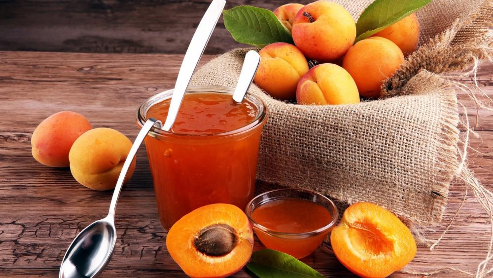Apricot jam (Lekvar) wallpaper