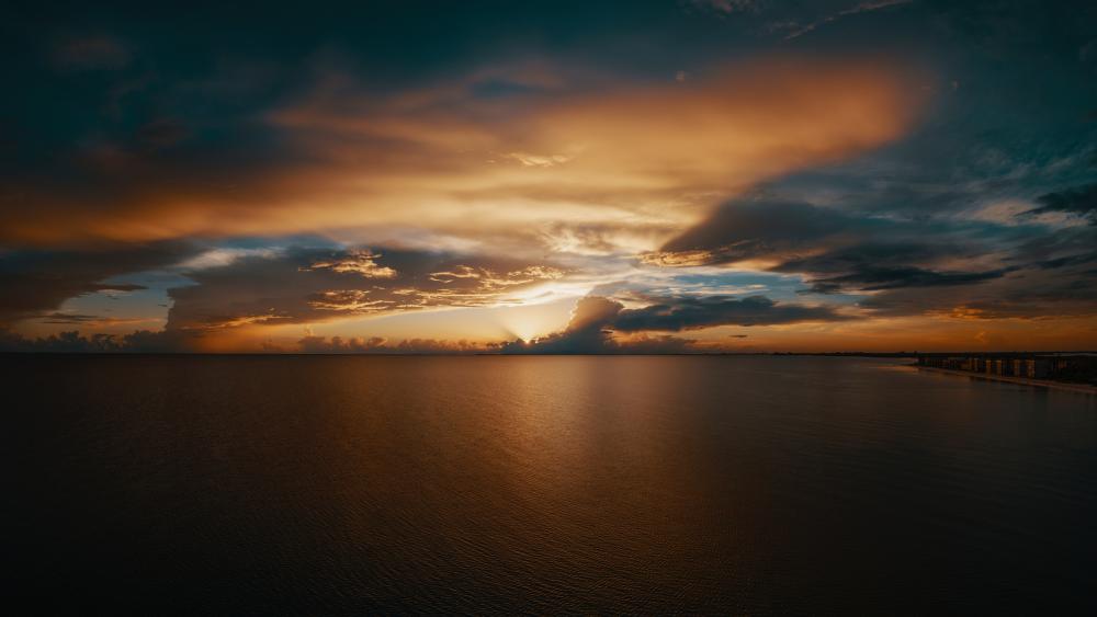 Seascape at sunset wallpaper