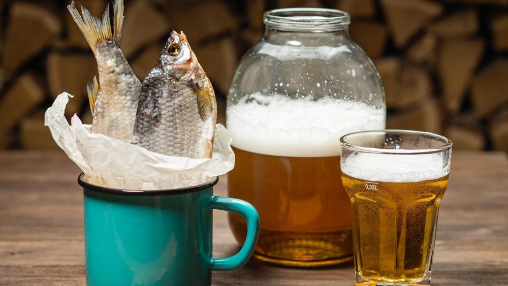 Fish and Beer wallpaper