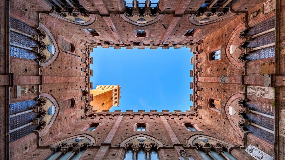 Torre del Mangia low angle view wallpaper