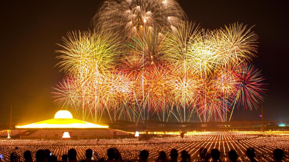 Watching the Fireworks at Wat Phra Dhammakaya wallpaper