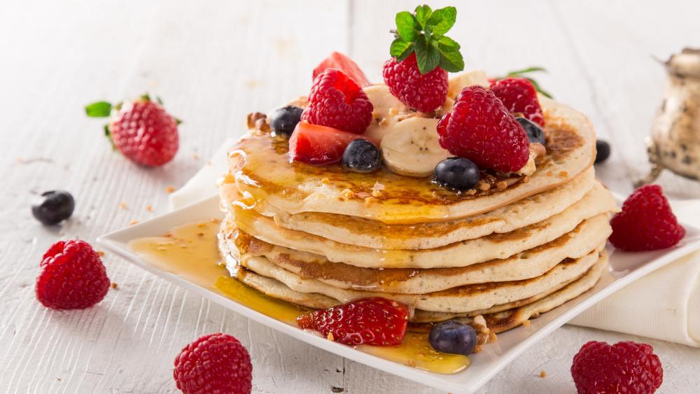 American pancakes with maple syrup and berrries wallpaper
