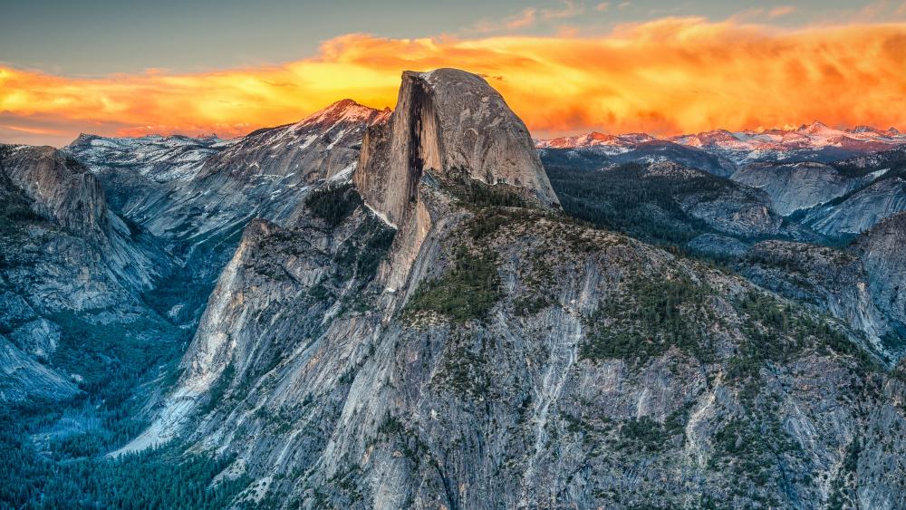 Half Dome (yosemite National Park) Wallpaper - Backiee